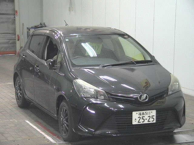 TOYOTA VITZ 2016