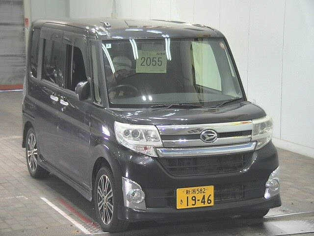DAIHATSU TANTO 2014