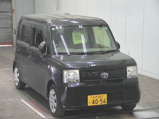 TOYOTA PIXIS SPACE 2015