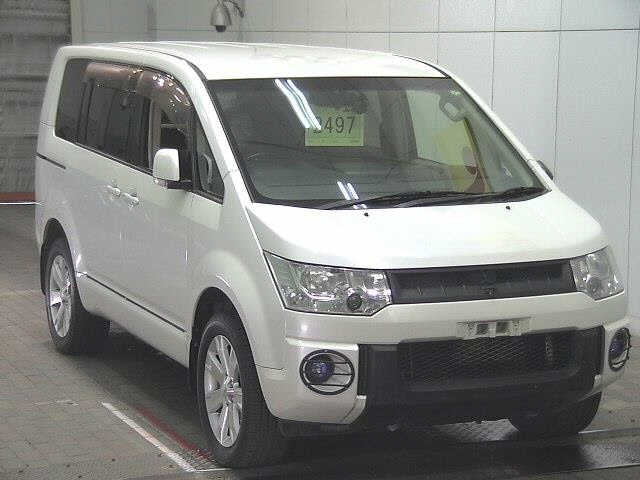 MITSUBISHI DELICA D5 2007