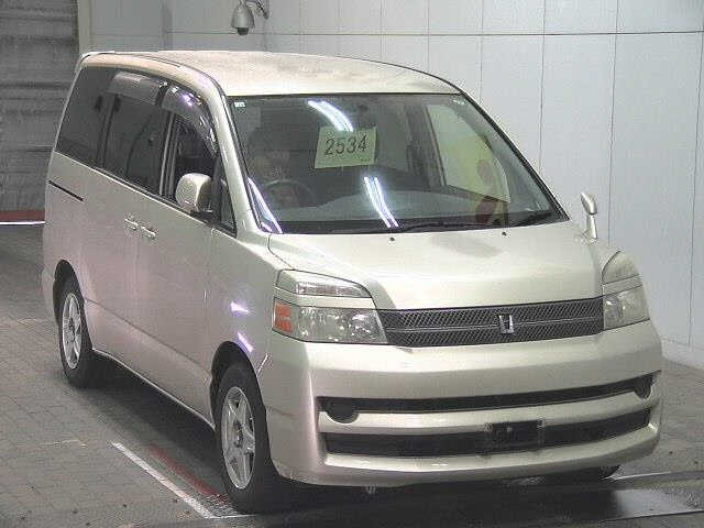 TOYOTA VOXY 2006