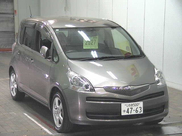 TOYOTA RACTIS 2009