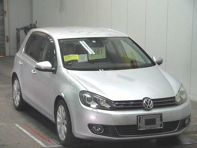 VOLKSWAGEN GOLF 2011