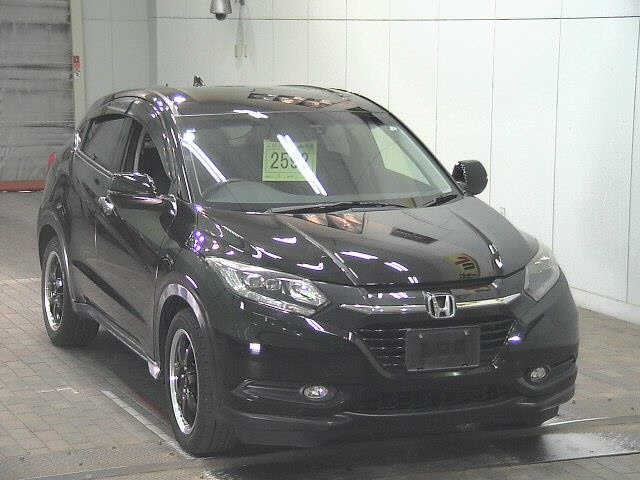 HONDA VEZEL 2014