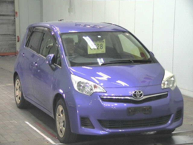 TOYOTA RACTIS 2012