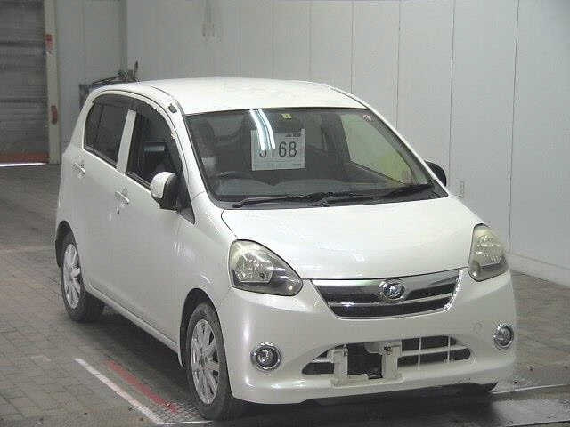 DAIHATSU MIRA E S 2012