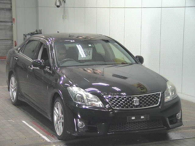 TOYOTA CROWN 2010