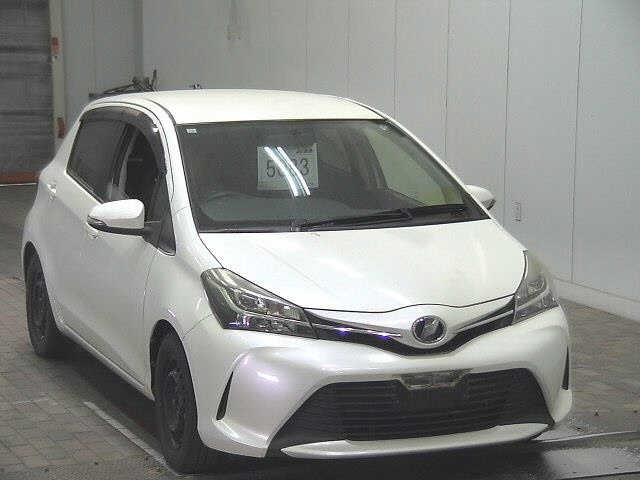 TOYOTA VITZ 2014