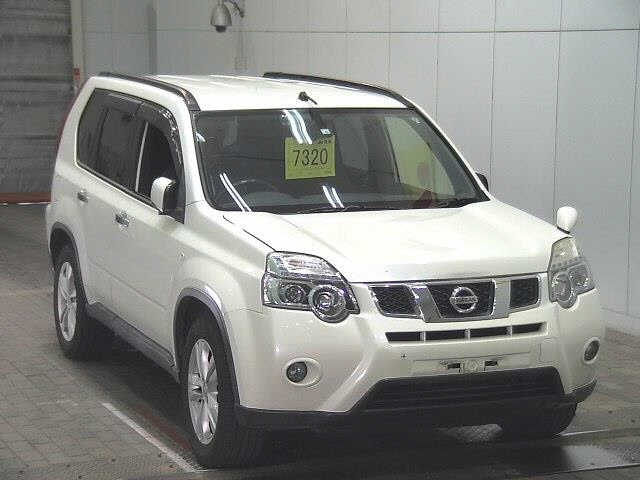 NISSAN X-TRAIL 2012