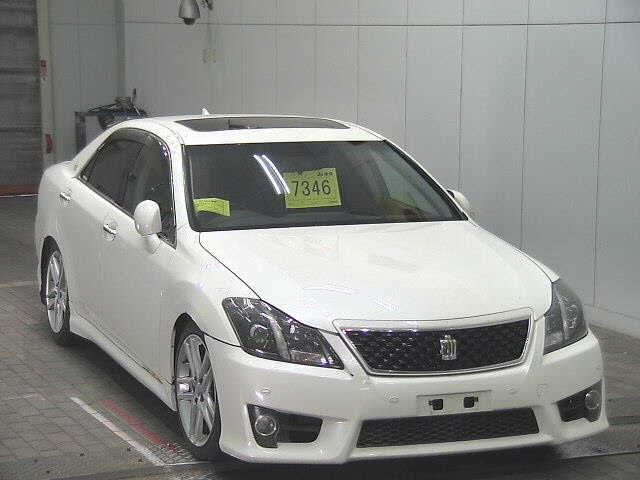 TOYOTA CROWN 2012