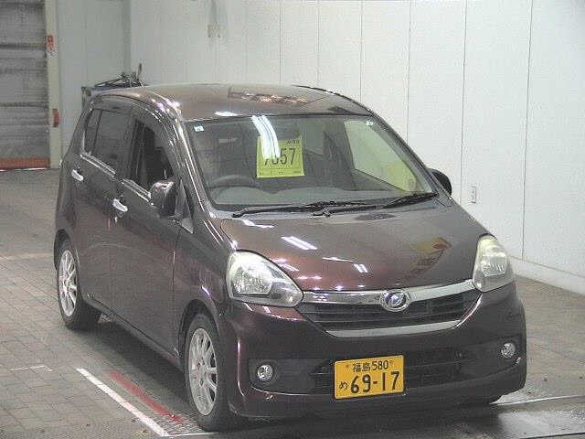 DAIHATSU MIRA E S 2013