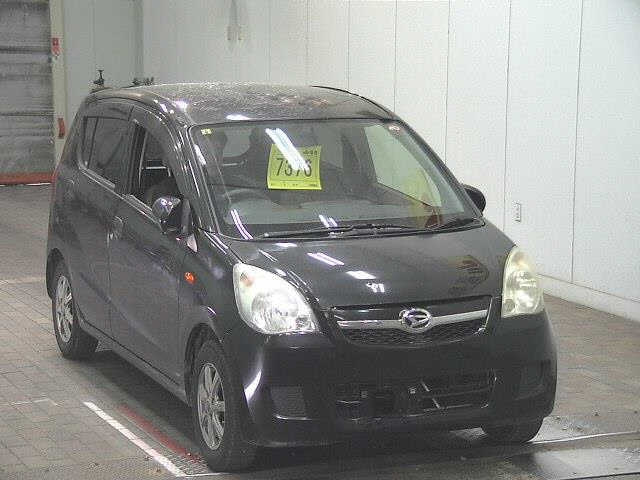 DAIHATSU MIRA 2010