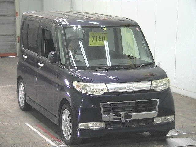 DAIHATSU TANTO 2008