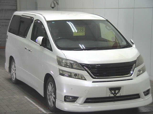 TOYOTA VELLFIRE 2010
