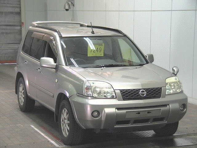 NISSAN X-TRAIL