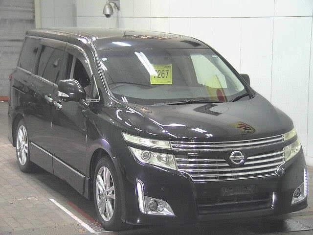 NISSAN ELGRAND 2010