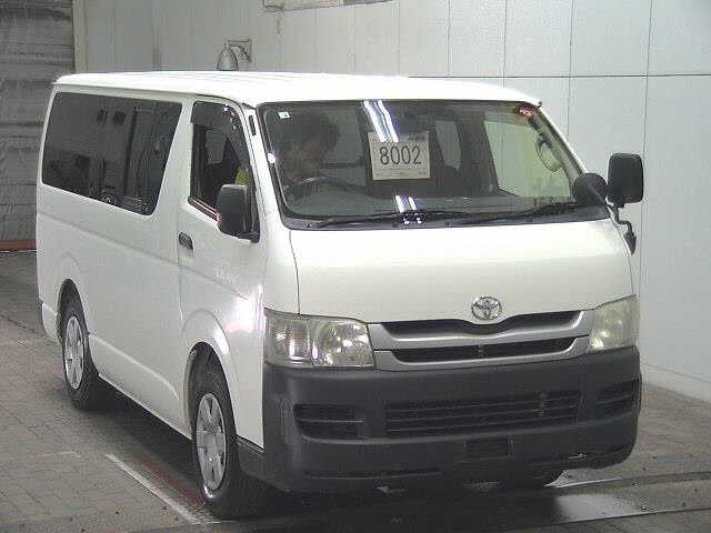 TOYOTA REGIUS ACE VAN 2010