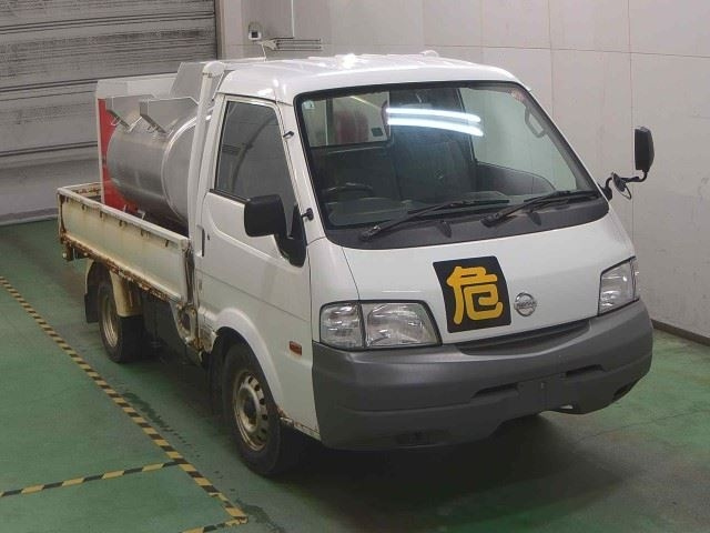 NISSAN VANETTE TRUCK