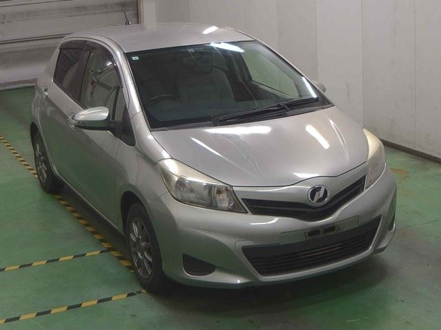TOYOTA VITZ