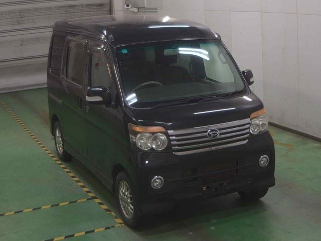 DAIHATSU ATRAI WAGON 2011