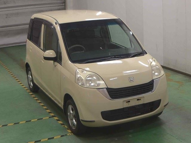 HONDA LIFE 2010