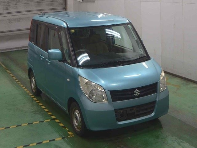 SUZUKI PALETTE 2010
