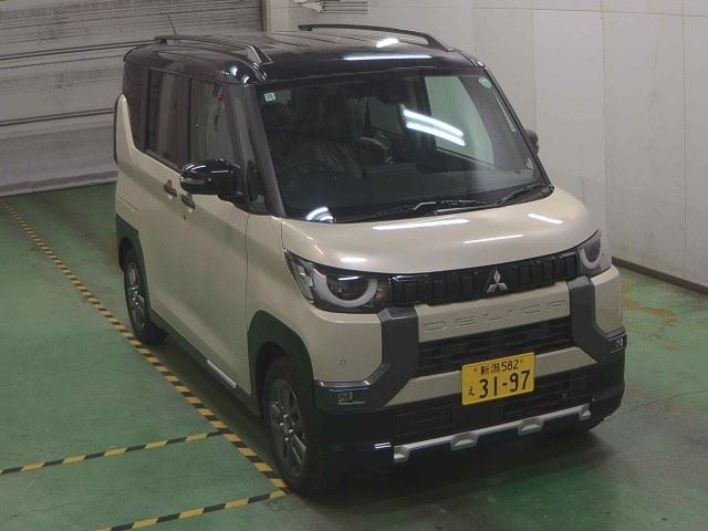 MITSUBISHI DELICA MINI