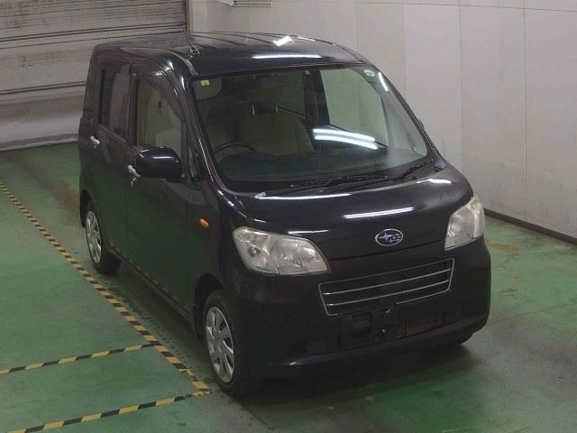 SUBARU LUCRA