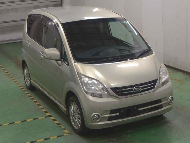 DAIHATSU MOVE 2010