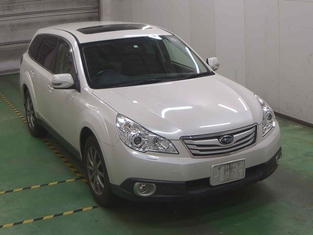 SUBARU LEGACY OUTBACK 2010