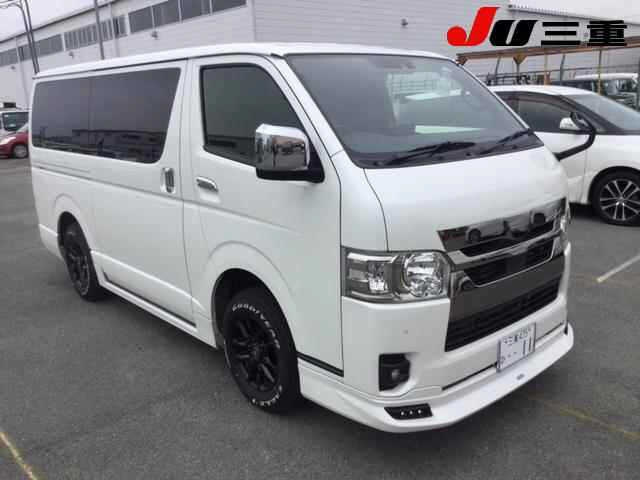 TOYOTA HIACE VAN