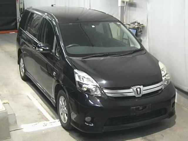 TOYOTA ISIS