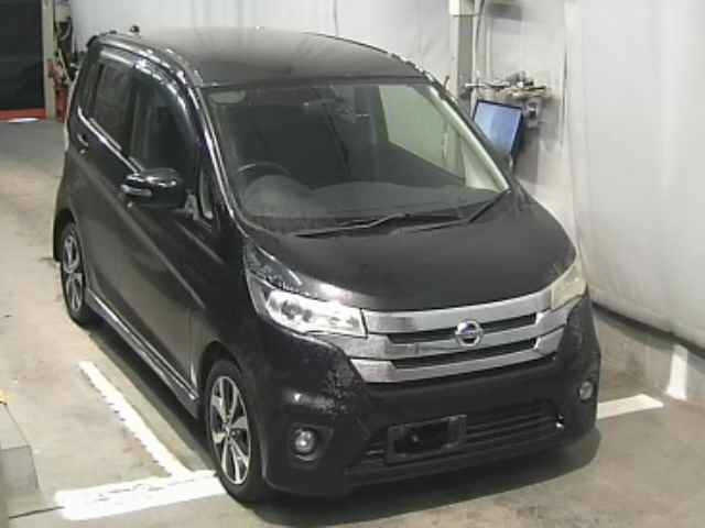 NISSAN DAYZ 2013