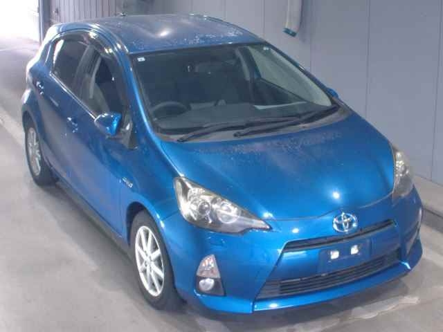 TOYOTA AQUA 2013