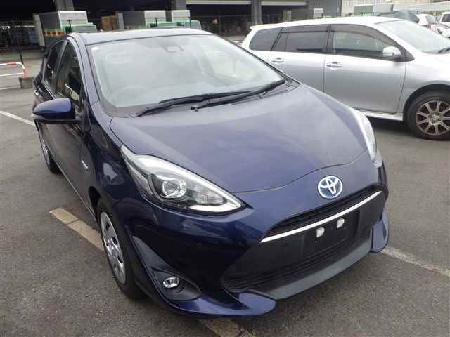 TOYOTA AQUA 2018