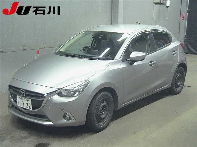 MAZDA DEMIO 2015