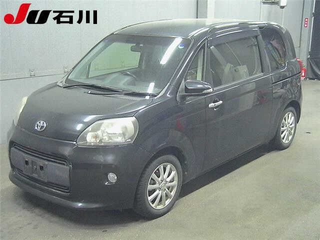 TOYOTA PORTE 2013