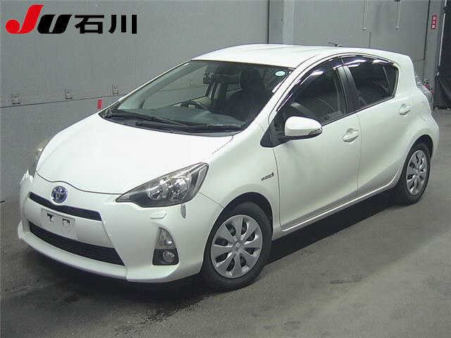 TOYOTA AQUA 2012