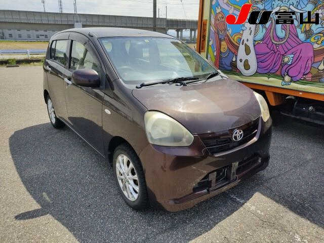 TOYOTA PIXIS EPOCH
