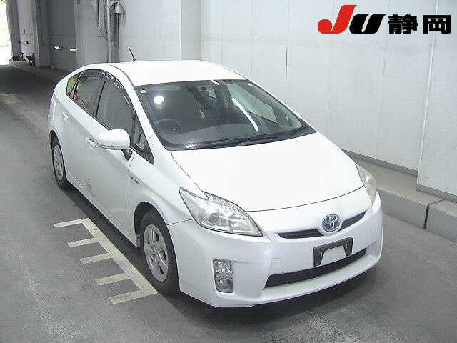 TOYOTA PRIUS 2011