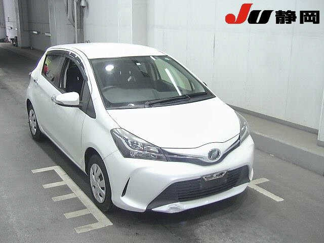 TOYOTA VITZ 2016