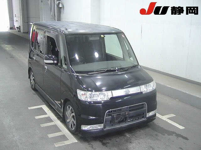 DAIHATSU TANTO 2006