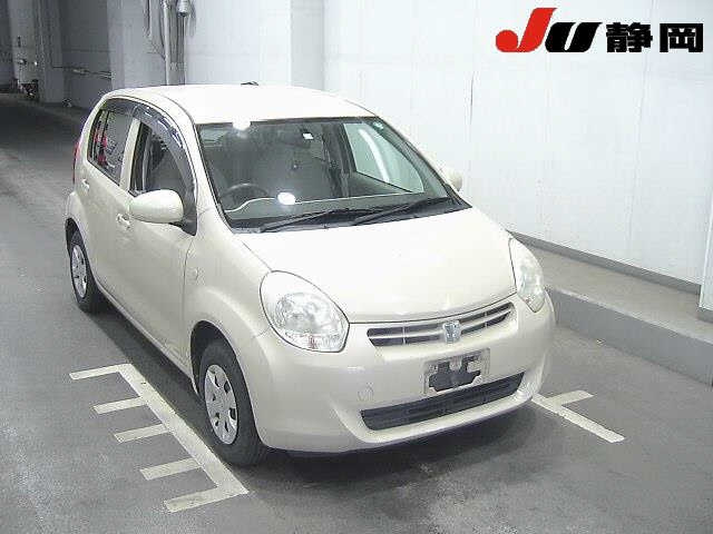 TOYOTA PASSO 2010