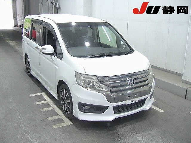 HONDA STEP WAGON 2012