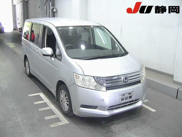 HONDA STEP WAGON 2010