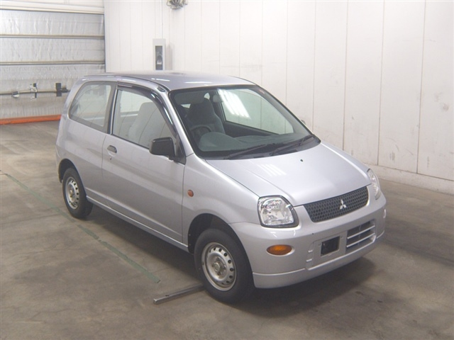 MITSUBISHI MINICA 2009