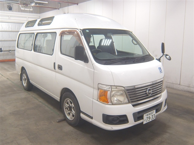 NISSAN CARAVAN BUS