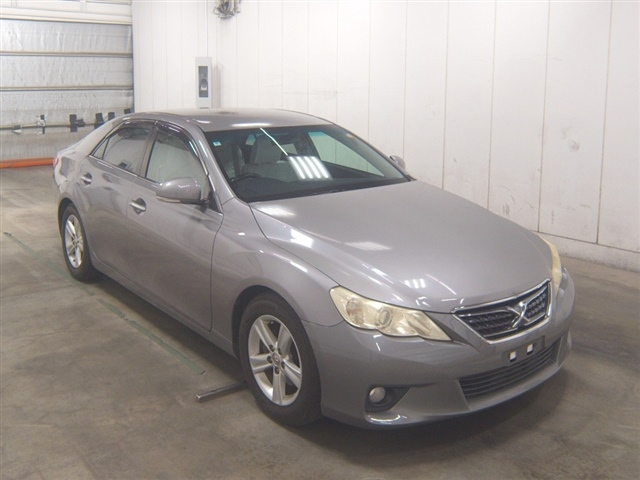 TOYOTA MARK X 2010