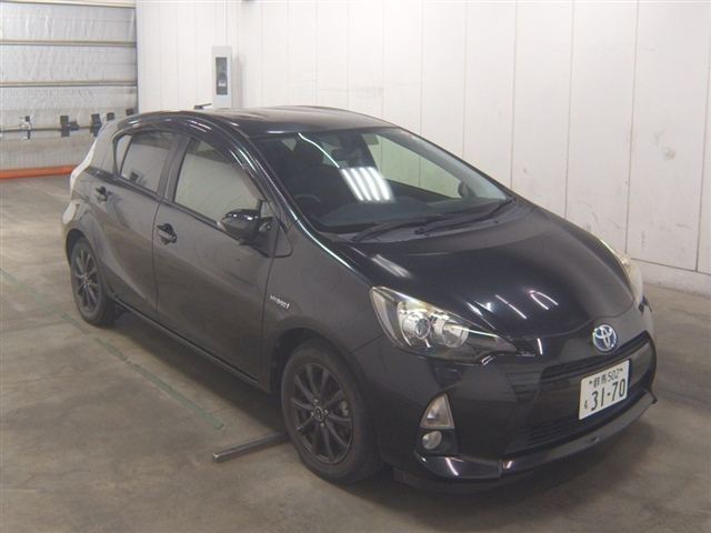 TOYOTA AQUA 2014