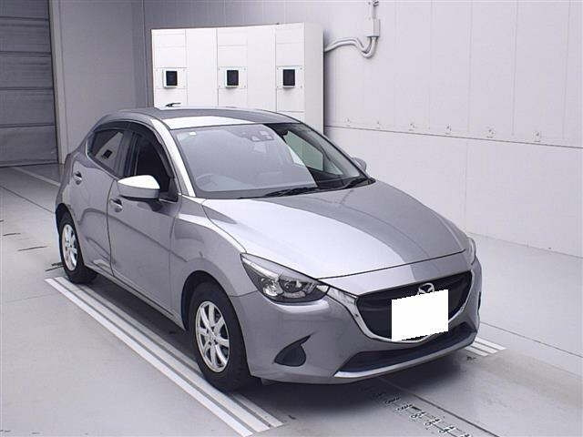 MAZDA DEMIO 2015